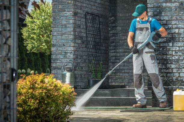 Best Driveway Pressure Washing  in Whitewater, WI